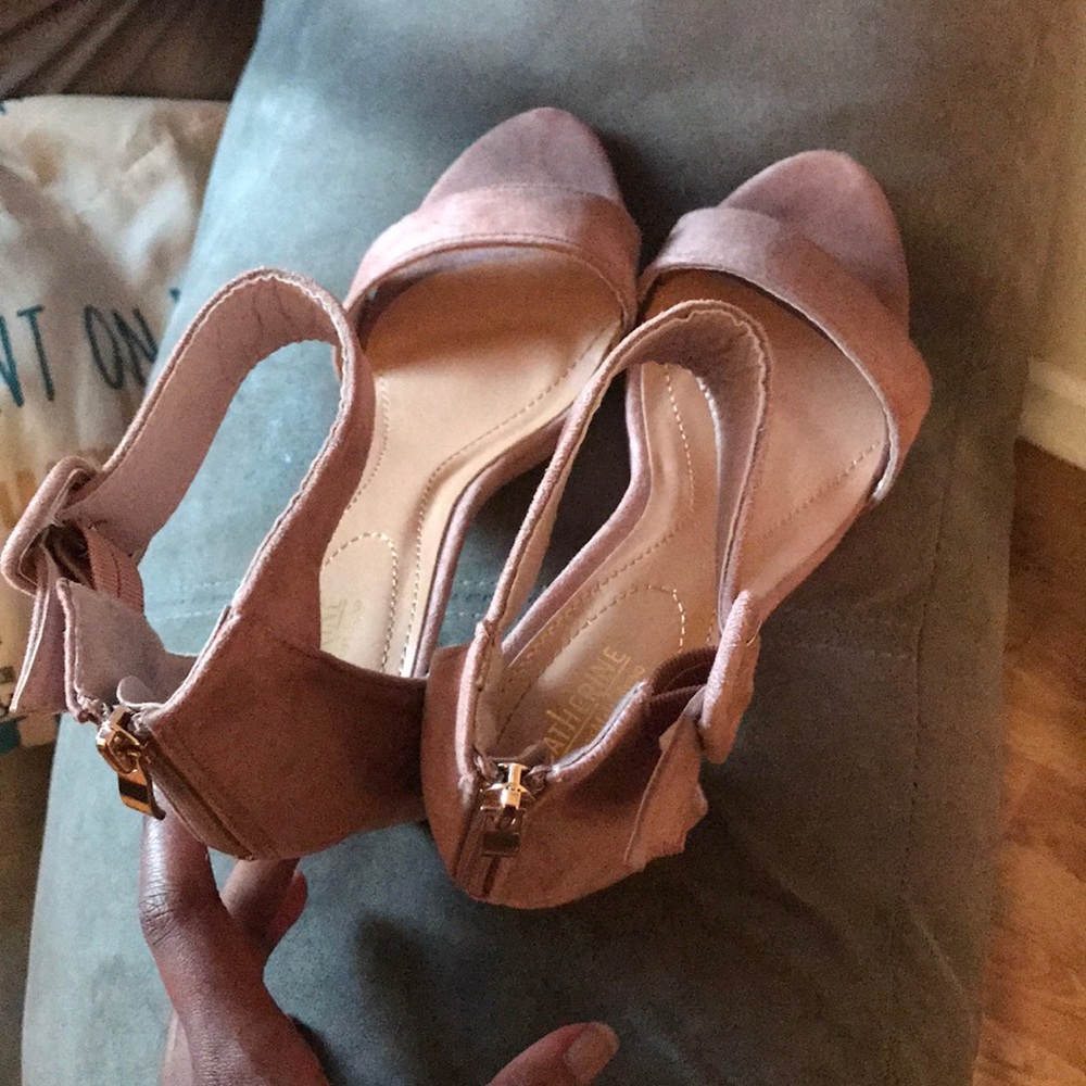 *CATHERINE MALANDRINO* Pink Velvet Suede Heels